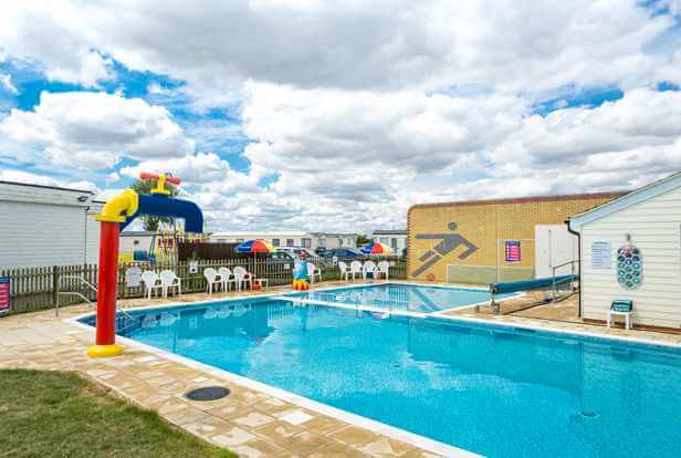 Pool/Beach Area
