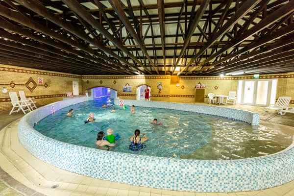 Pool/Beach Area
