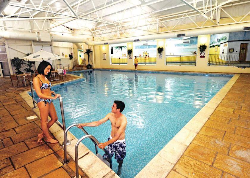 Pool/Beach Area
