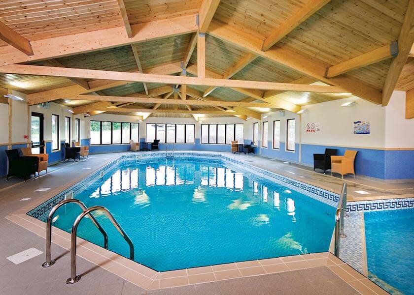 Pool/Beach Area