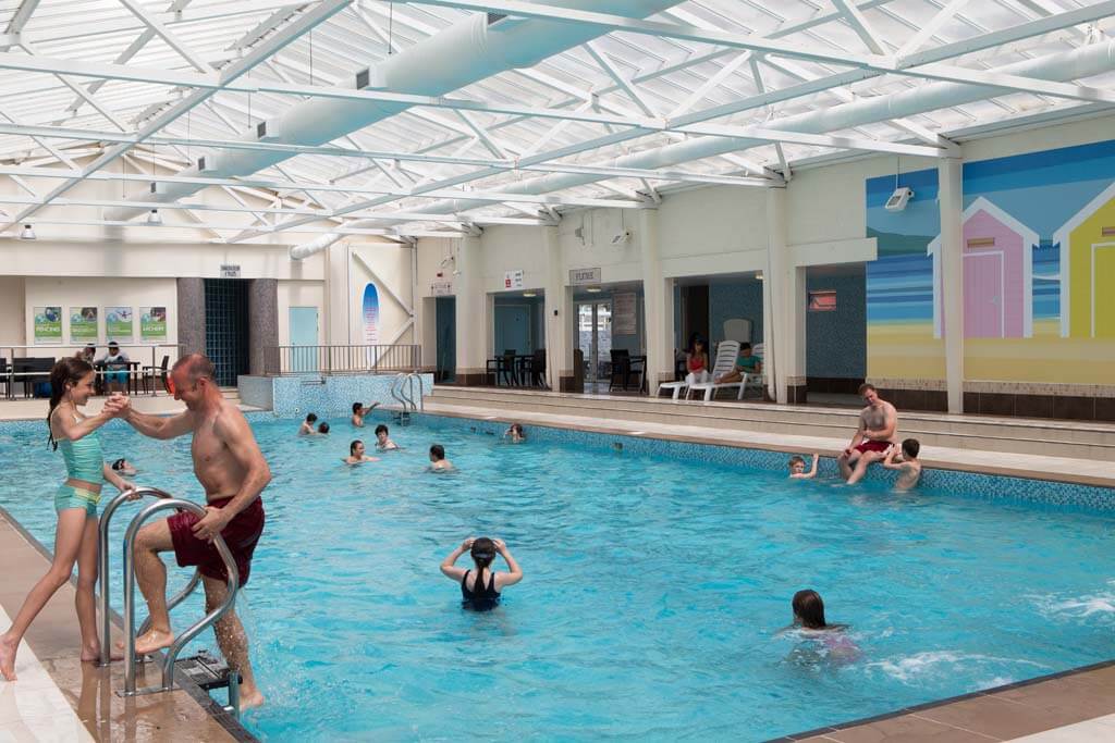 Pool/Beach Area