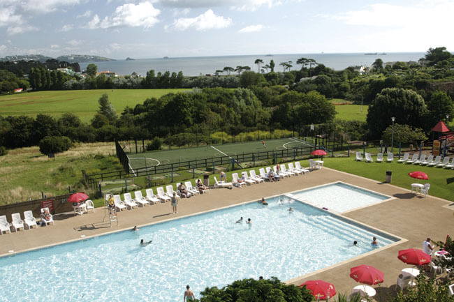Pool/Beach Area