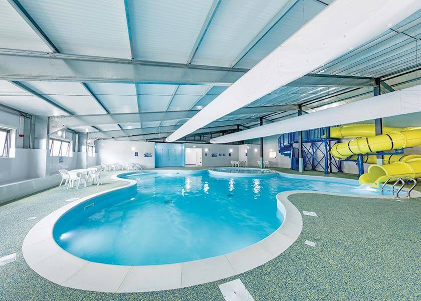 Pool/Beach Area