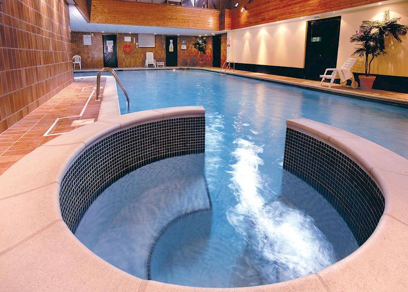 Pool/Beach Area