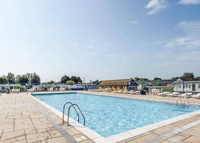 Pool/Beach Area