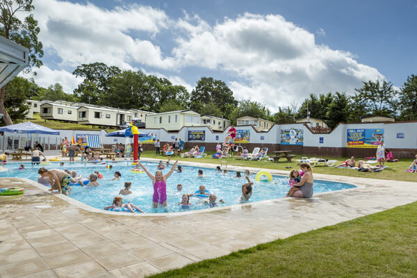 Pool/Beach Area